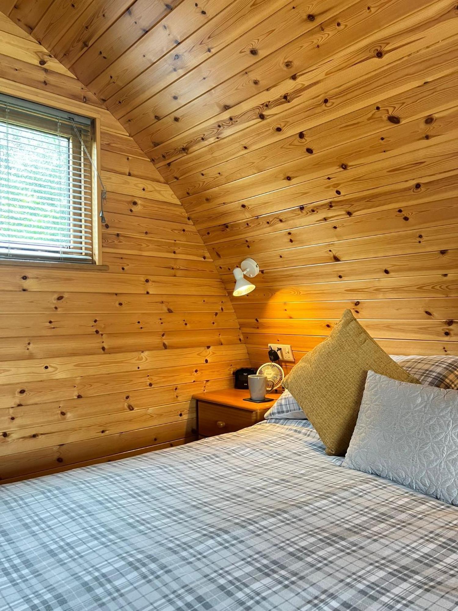 Cosy Cabins At Westfield Farm, Isle Of Wight Yarmouth  Extérieur photo