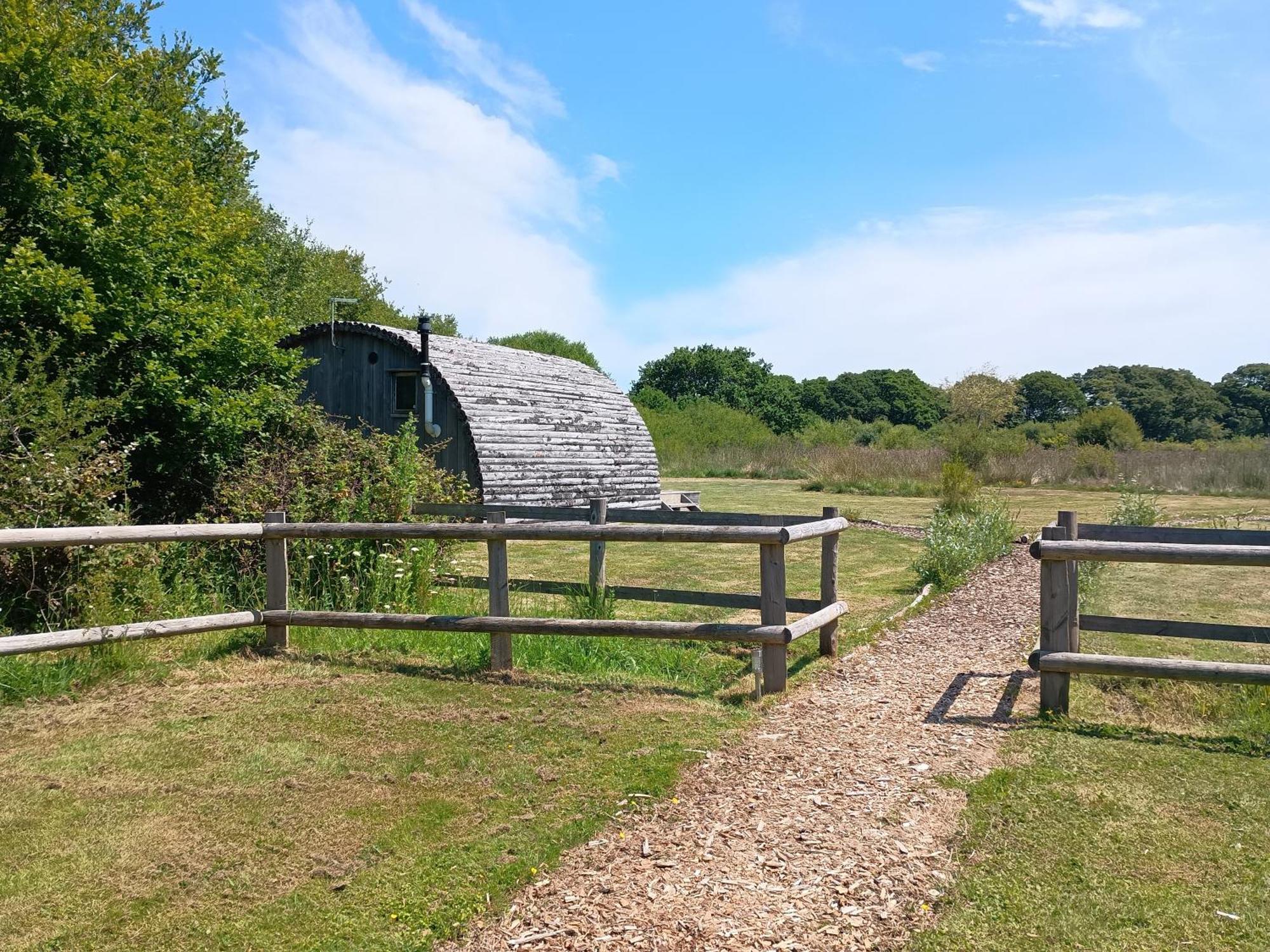Cosy Cabins At Westfield Farm, Isle Of Wight Yarmouth  Extérieur photo